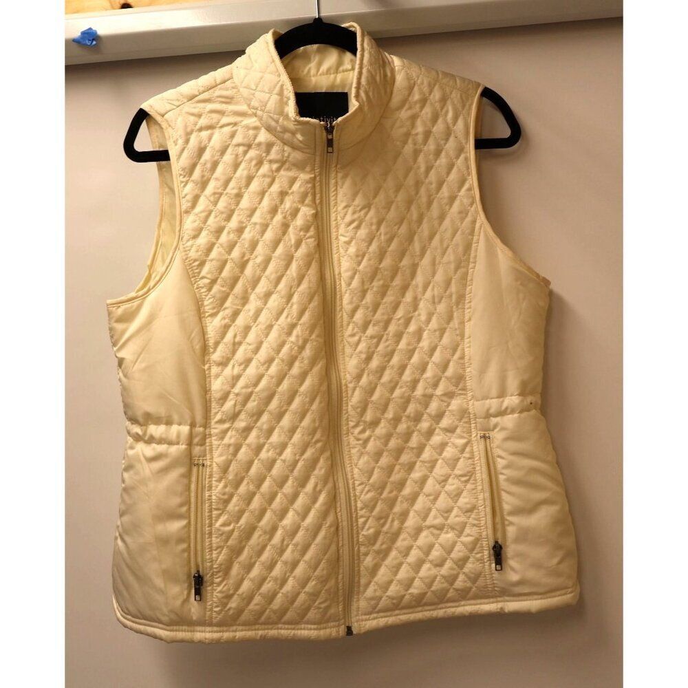 Quilted Ivory Sleeveless Vest By Relativity Outerwear PXL Size With Zipper Close
